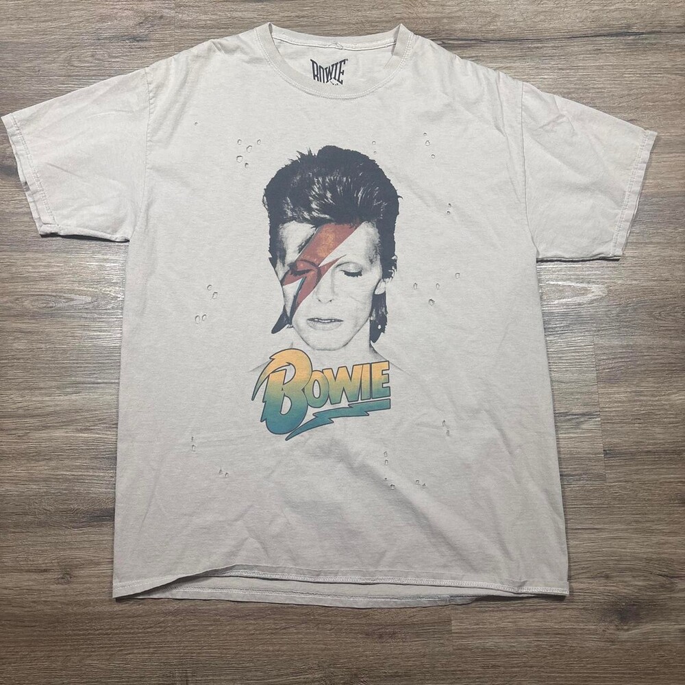 Men's White and Grey T-shirt